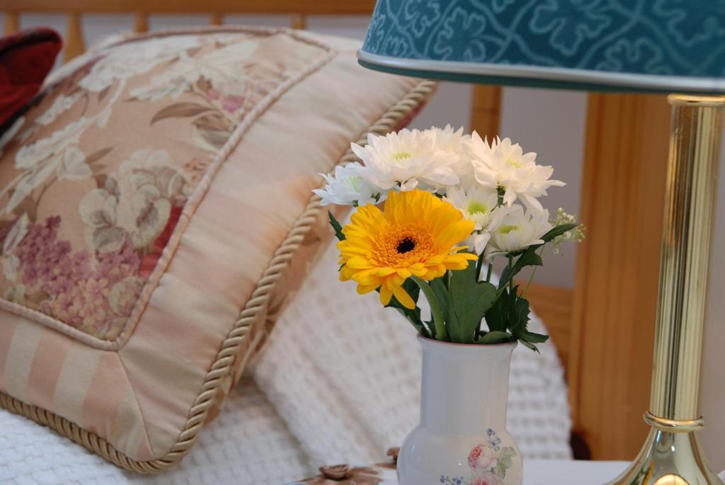 Kilburn House B&B Milltown  Номер фото